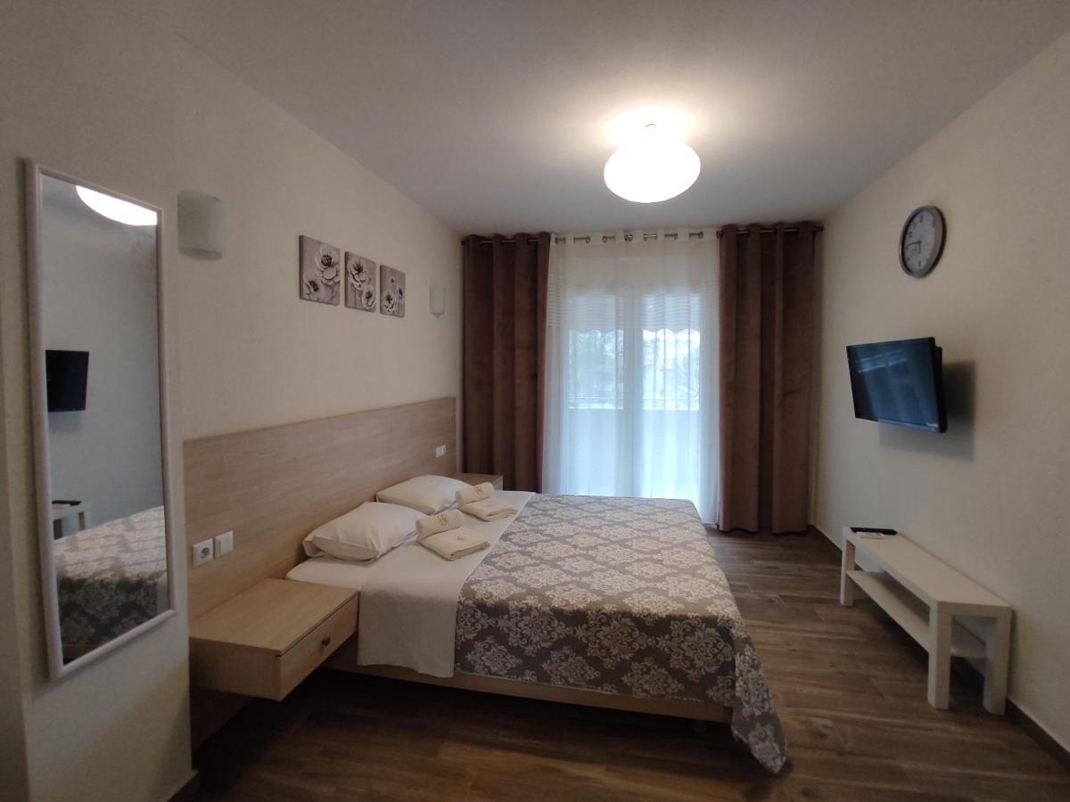 Royals Apartments Nikiti  Exterior photo